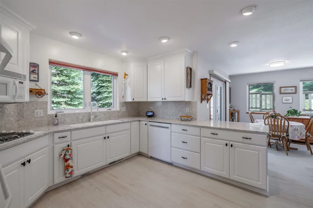2021 University Street Helena MT 59601