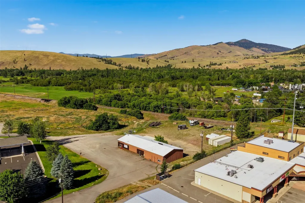 11060 Us Highway 93 Lolo MT 59847