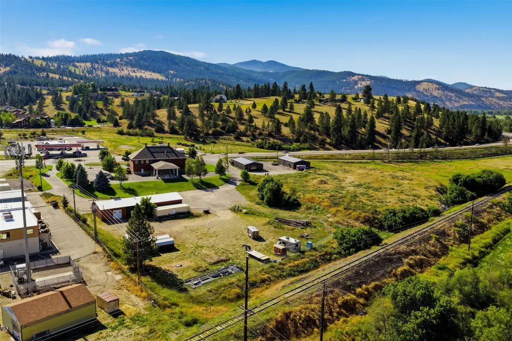 11060 Us Highway 93 Lolo MT 59847