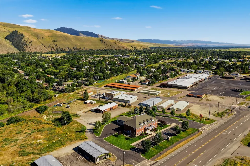 11060 Us Highway 93 Lolo MT 59847