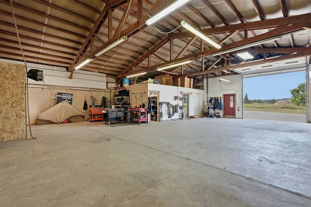 11060 Us Highway 93 Lolo MT 59847