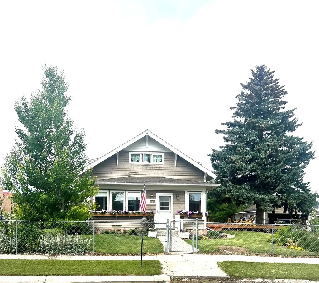 724 4th Street Valier MT 59486