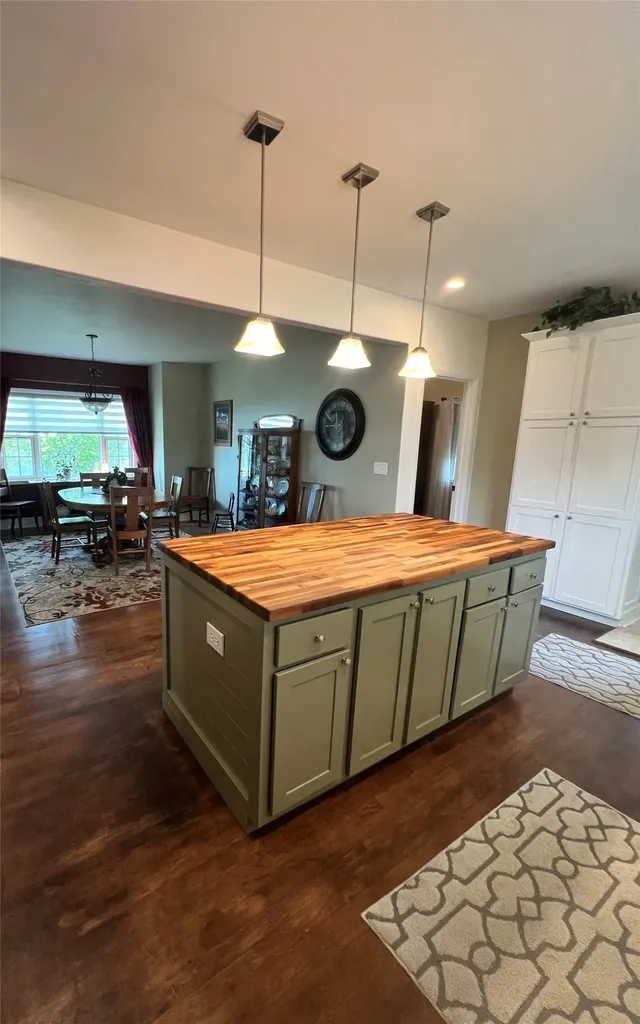 724 4th Street Valier MT 59486