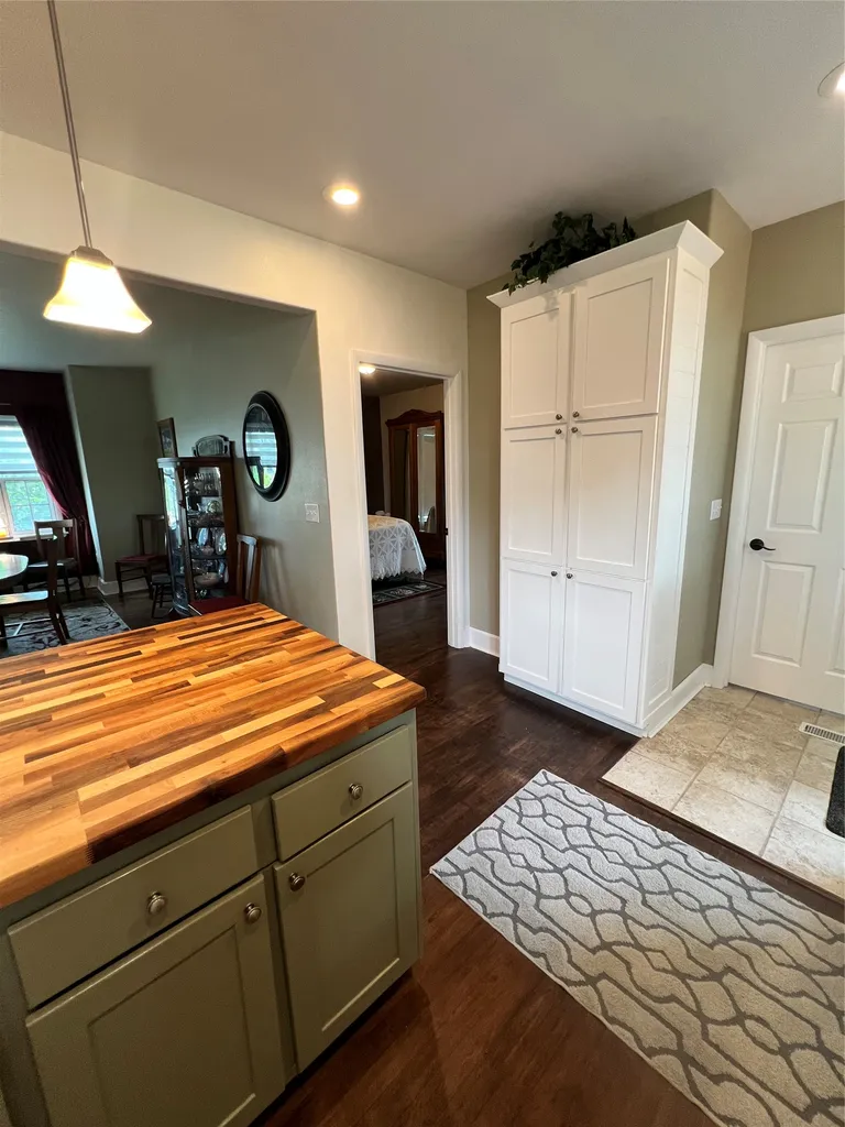724 4th Street Valier MT 59486