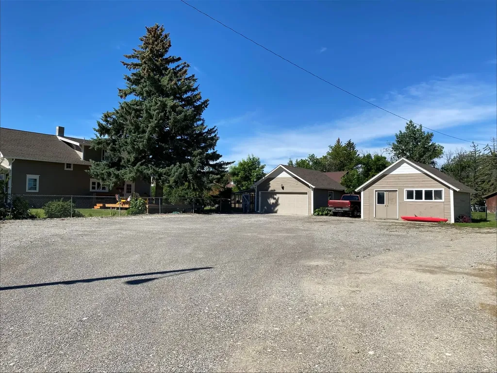 724 4th Street Valier MT 59486