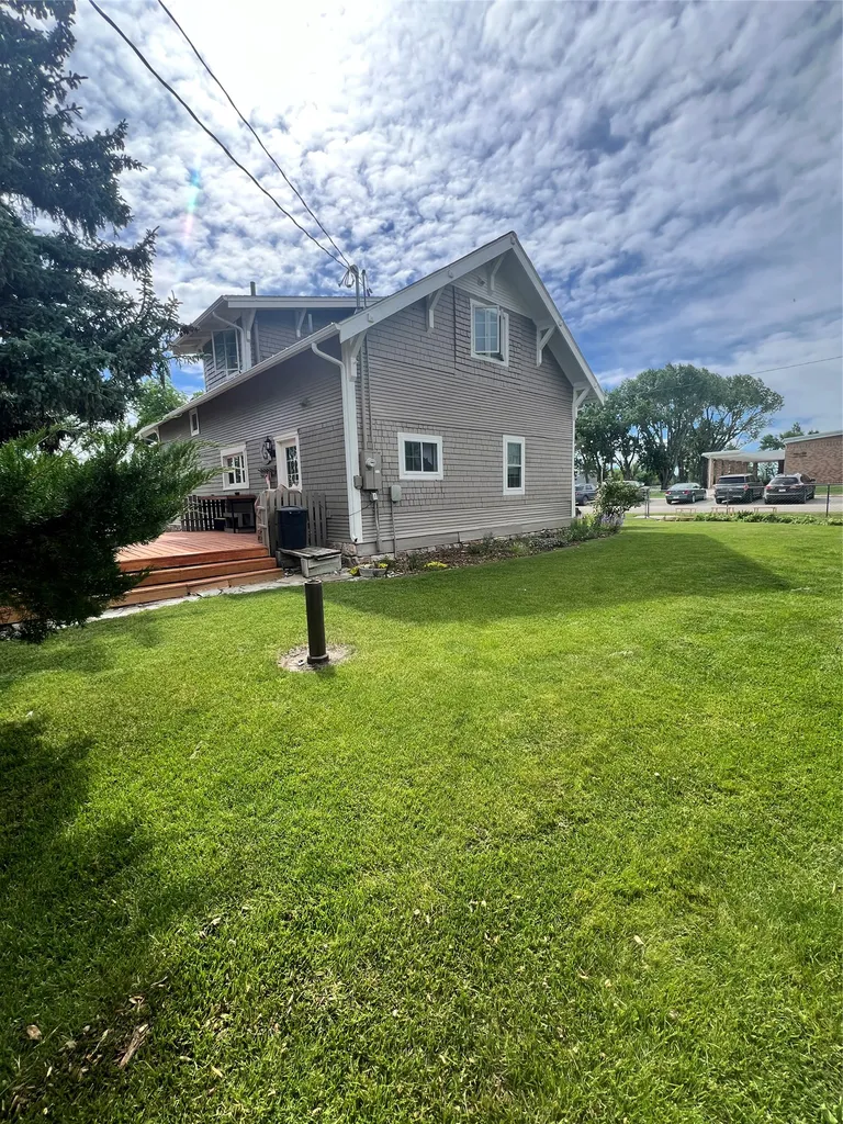 724 4th Street Valier MT 59486