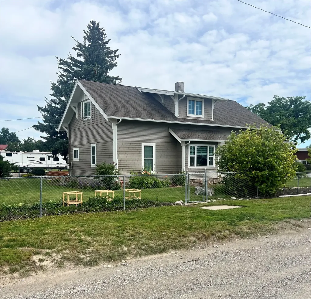 724 4th Street Valier MT 59486