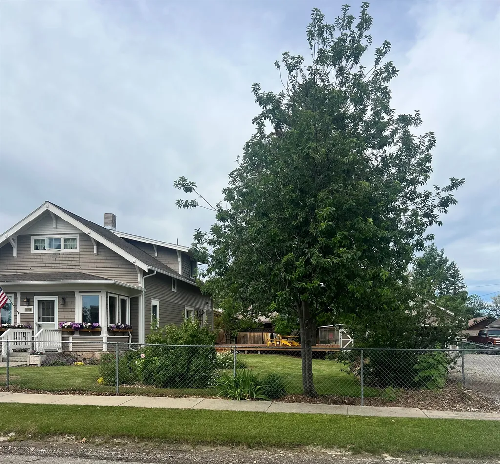 724 4th Street Valier MT 59486