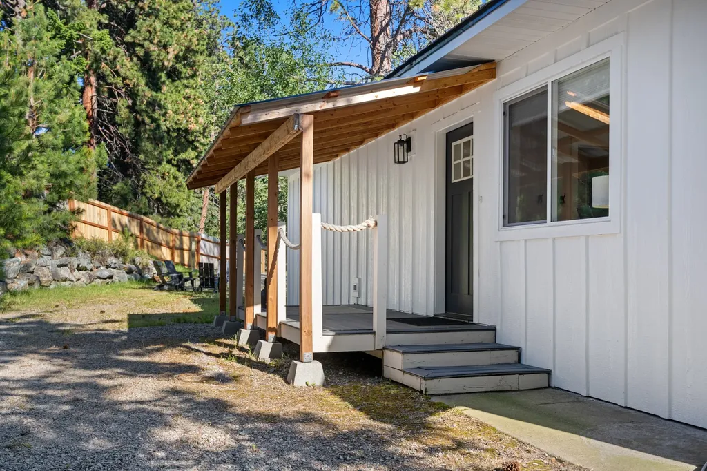 280 Holt Drive Bigfork MT 59911