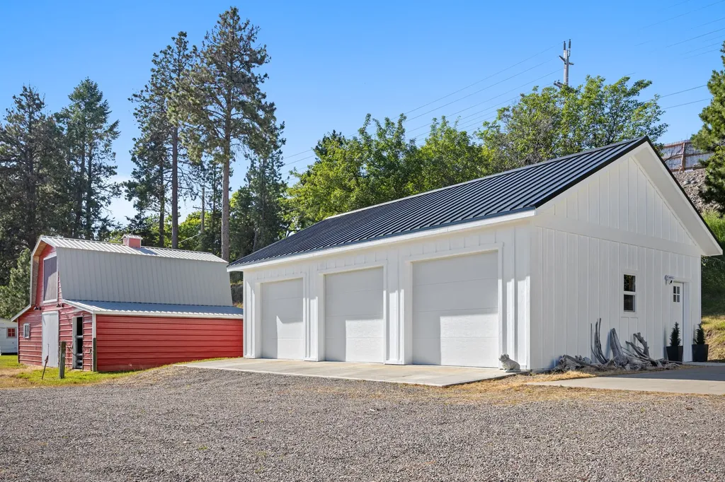 280 Holt Drive Bigfork MT 59911