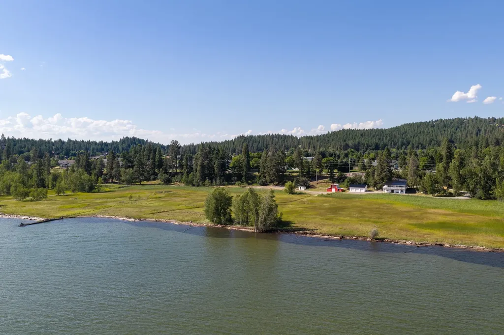 280 Holt Drive Bigfork MT 59911