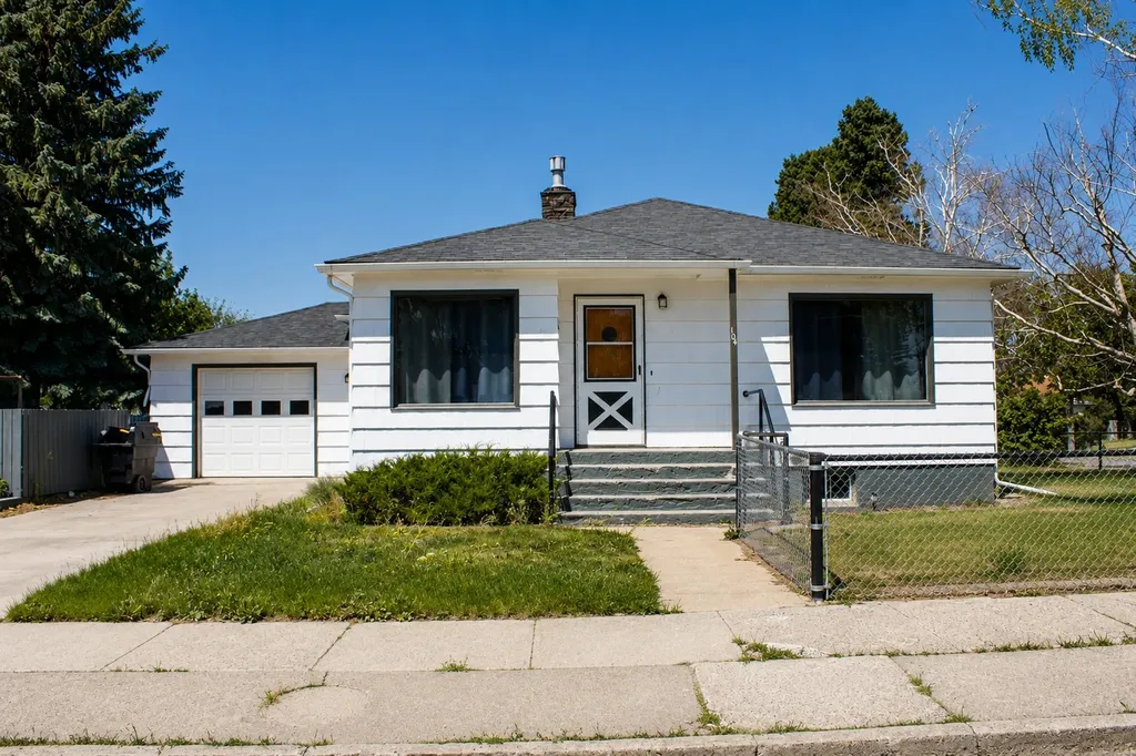 104 2nd Avenue SW Cut Bank MT 59427