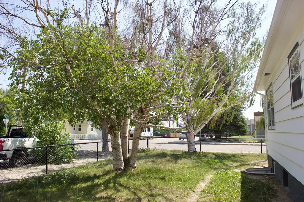 104 2nd Avenue SW Cut Bank MT 59427
