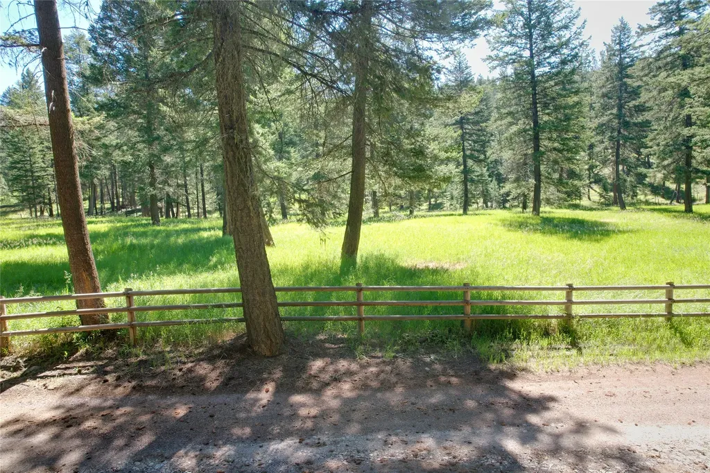 Nnn Buckskin Lane Frenchtown MT 59834