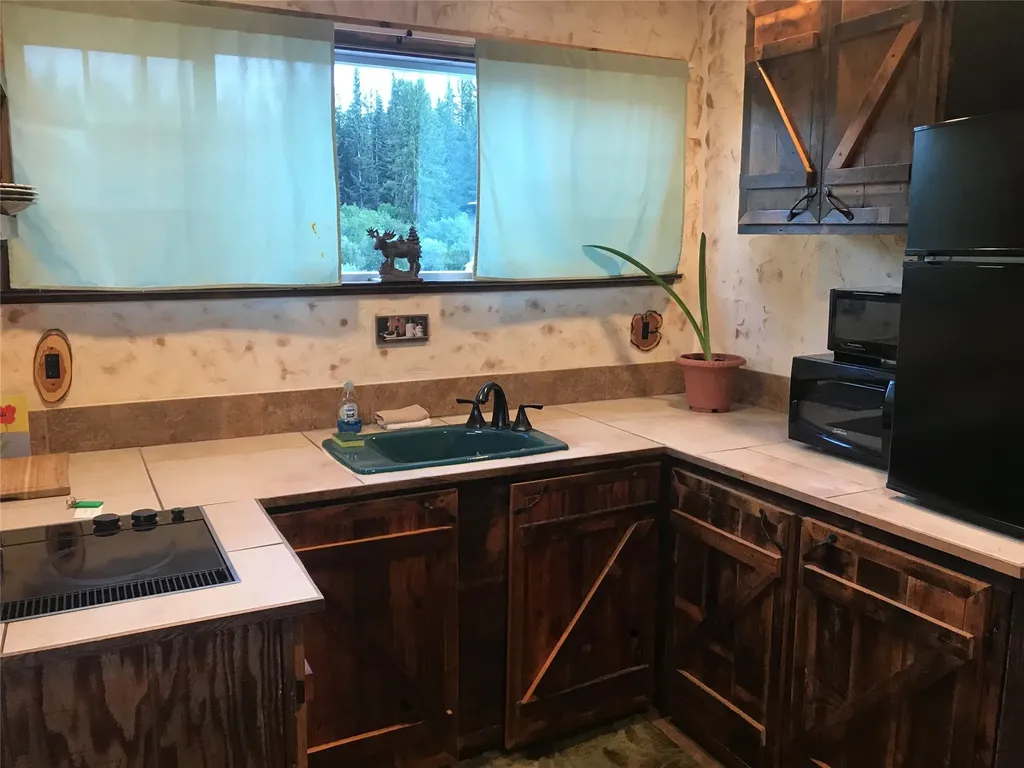 29132 Yaak River Road Troy MT 59935