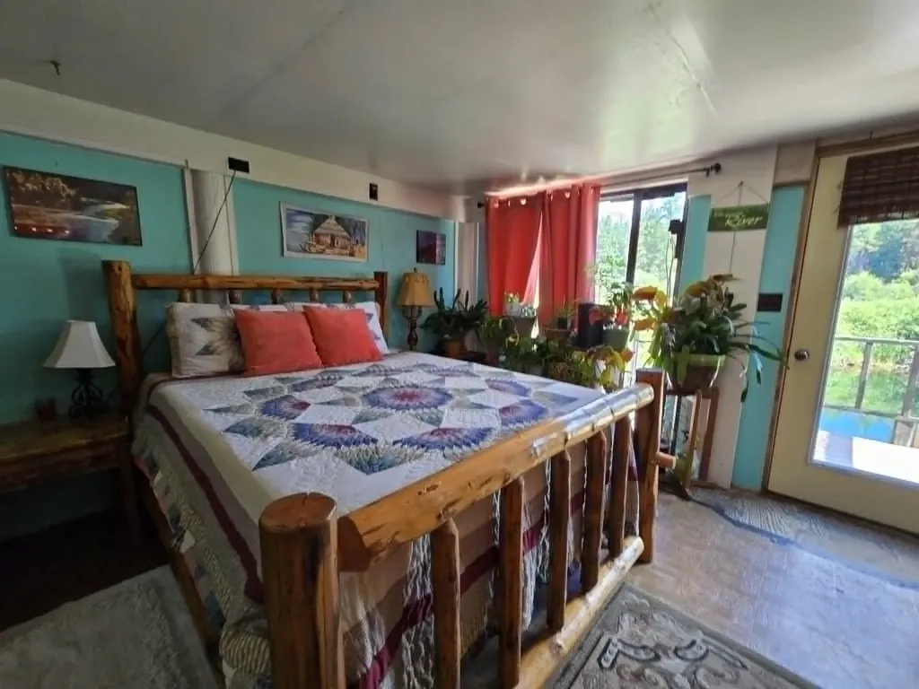 29132 Yaak River Road Troy MT 59935