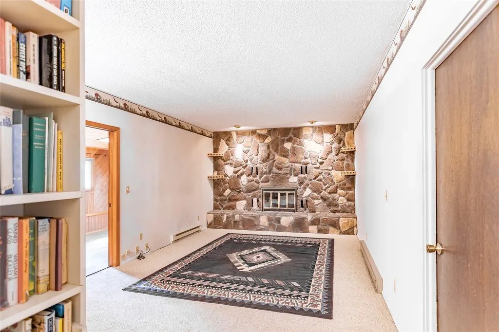 1185 Vicki Drive Missoula MT 59804