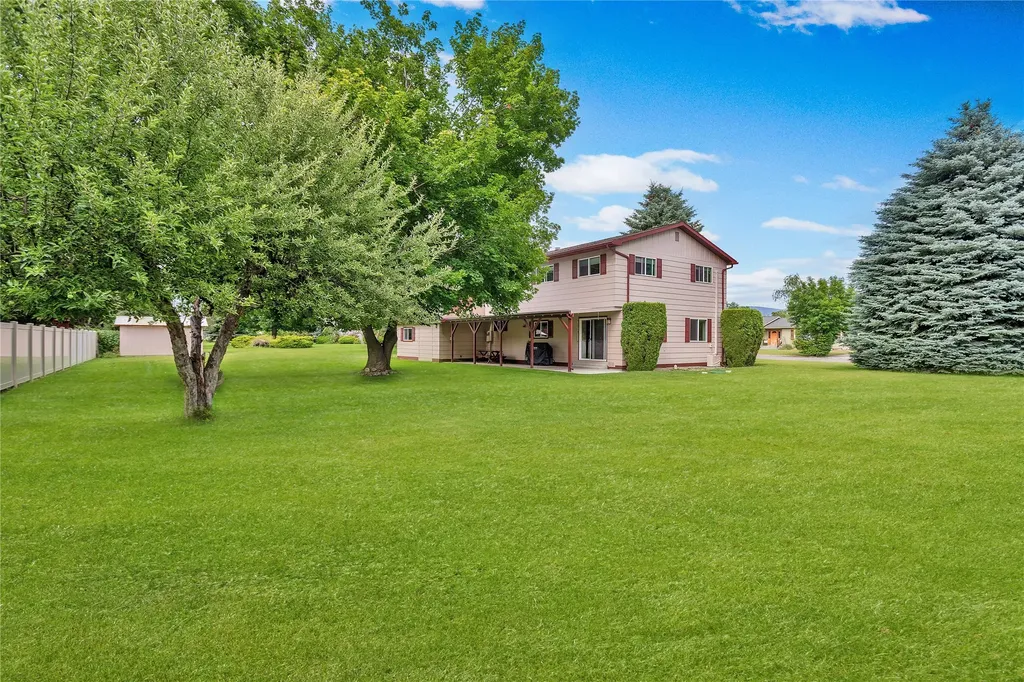 1185 Vicki Drive Missoula MT 59804