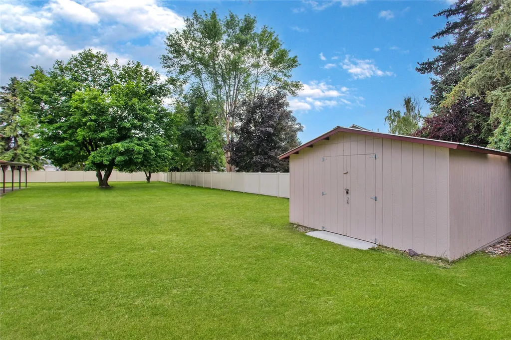 1185 Vicki Drive Missoula MT 59804