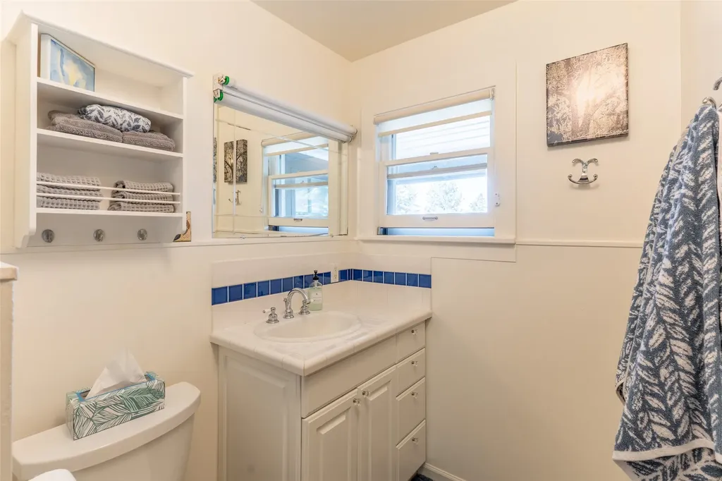 21034 Mt Highway 35 Bigfork MT 59911