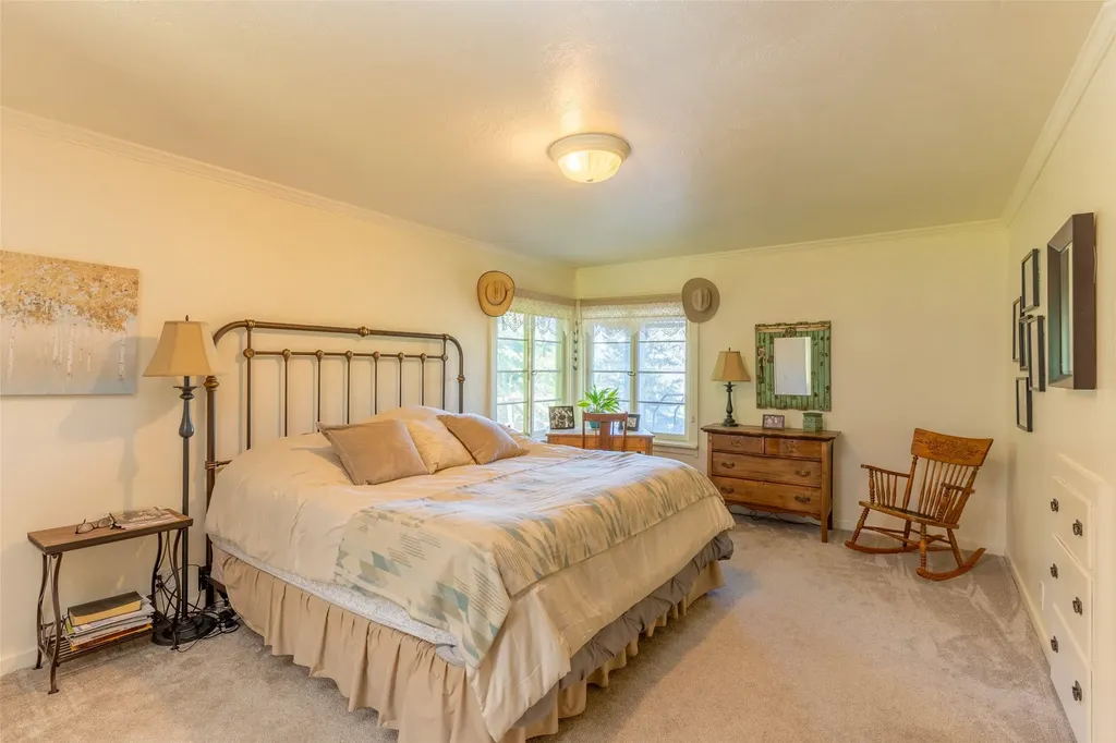 21034 Mt Highway 35 Bigfork MT 59911
