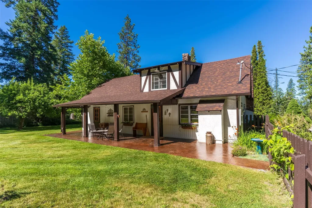 21034 Mt Highway 35 Bigfork MT 59911