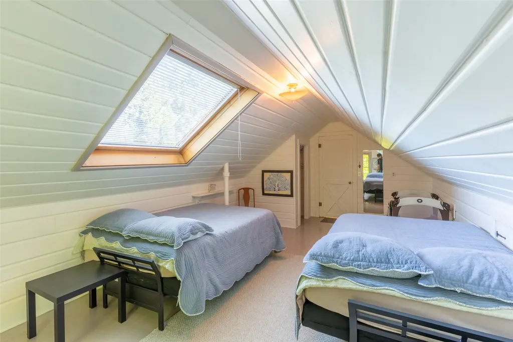 21034 Mt Highway 35 Bigfork MT 59911