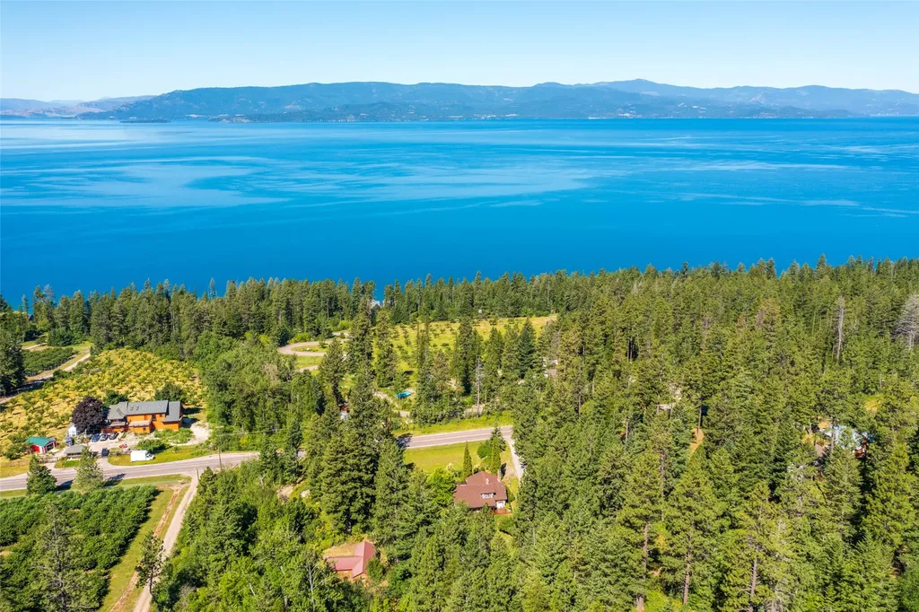 21034 Mt Highway 35 Bigfork MT 59911