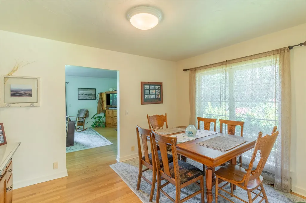 21034 Mt Highway 35 Bigfork MT 59911