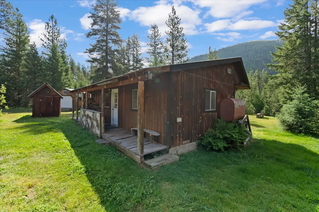 180 Cabin City Loop St Regis MT 59866