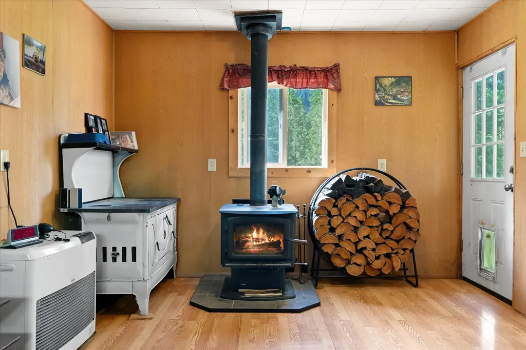 180 Cabin City Loop St Regis MT 59866
