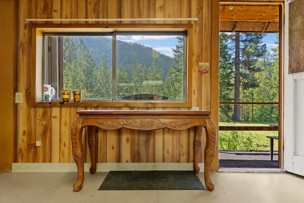 180 Cabin City Loop St Regis MT 59866
