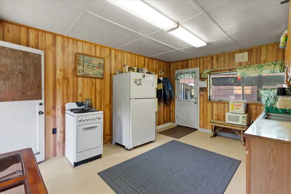 180 Cabin City Loop St Regis MT 59866