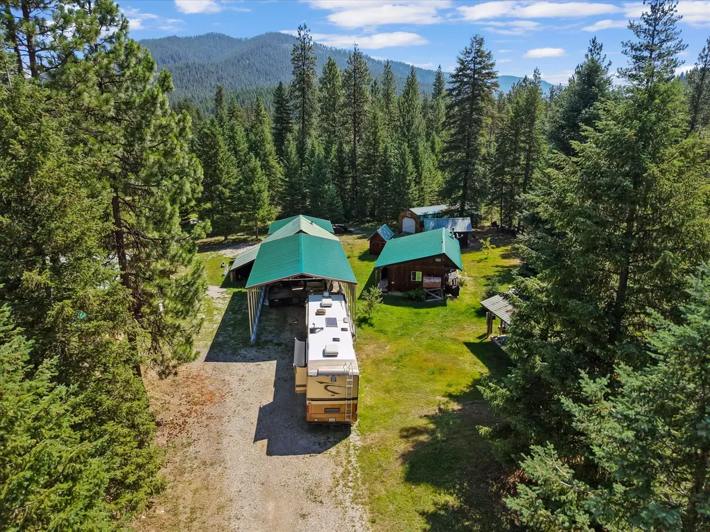 180 Cabin City Loop St Regis MT 59866