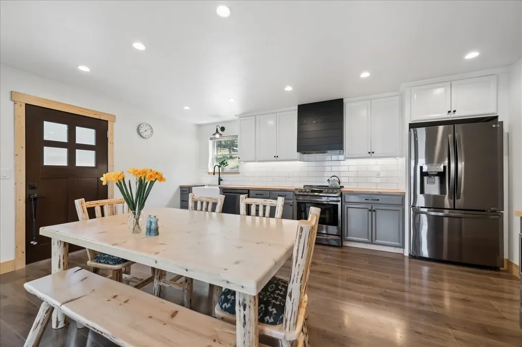 220 Elk Ranch Road Kila MT 59920