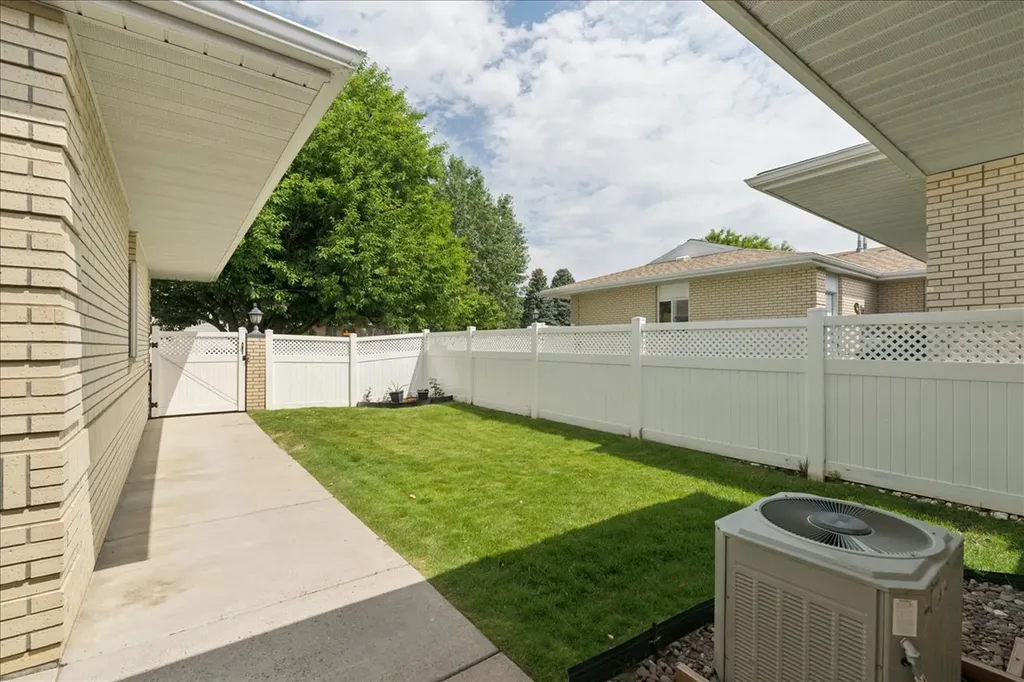 2804 Desert Drive Great Falls MT 59405