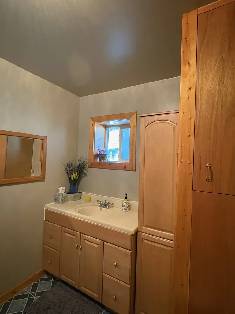 1136 Glendale Dillon MT 59725