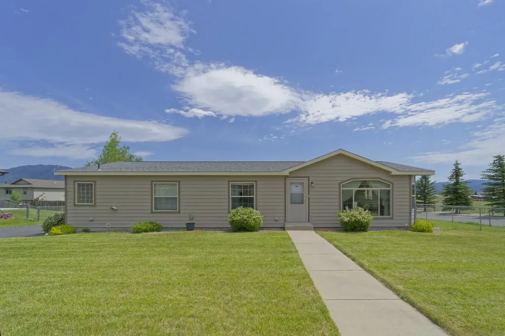4852 S Warren Avenue Butte MT 59701