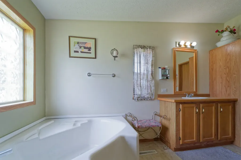 4852 S Warren Avenue Butte MT 59701