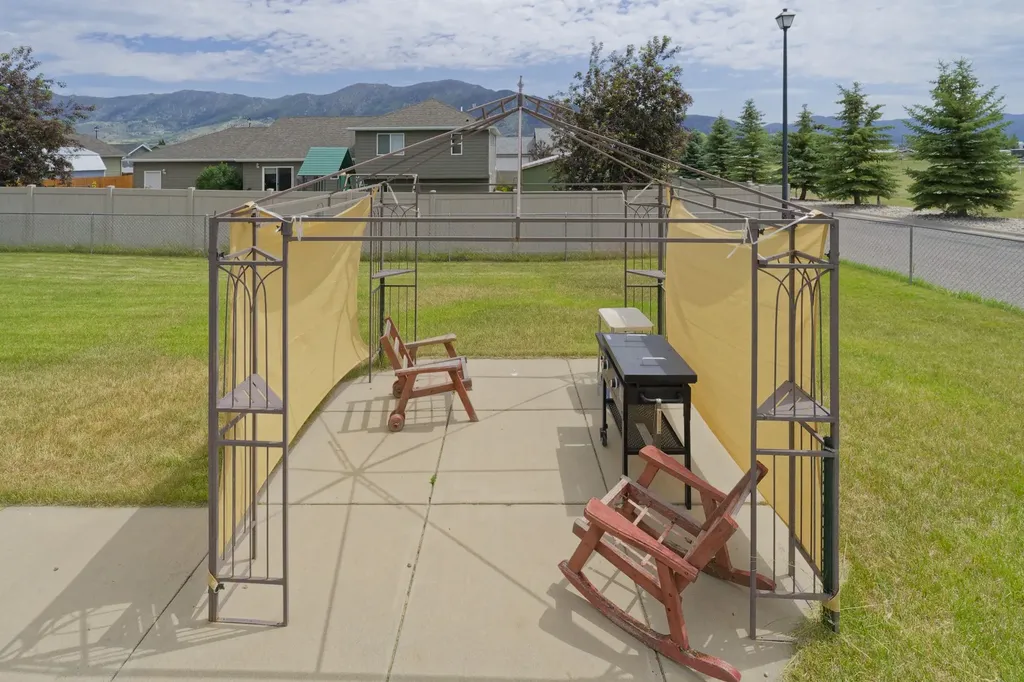 4852 S Warren Avenue Butte MT 59701