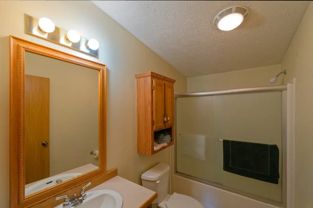 4852 S Warren Avenue Butte MT 59701