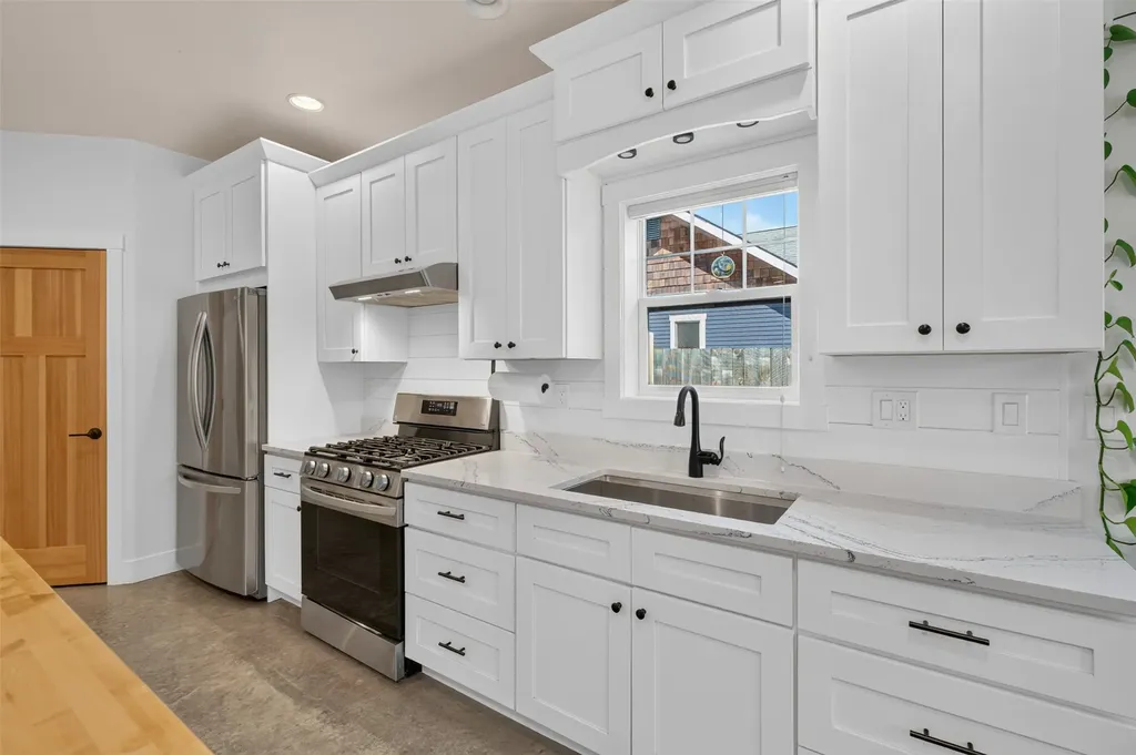 261 Burns Street Somers MT 59932