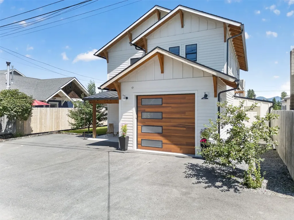 261 Burns Street Somers MT 59932