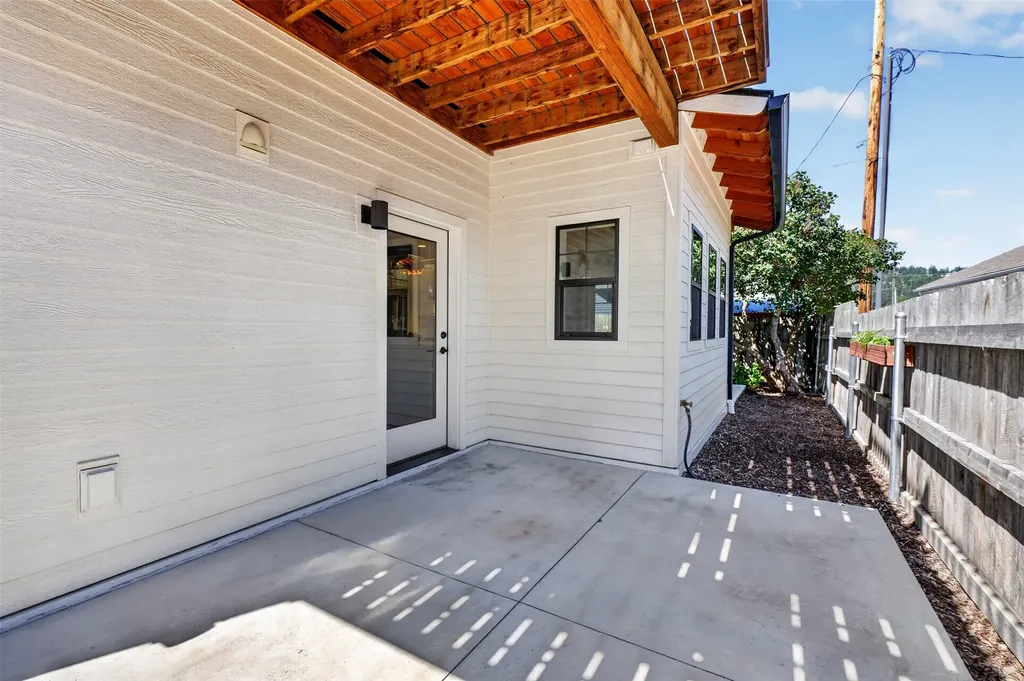 261 Burns Street Somers MT 59932
