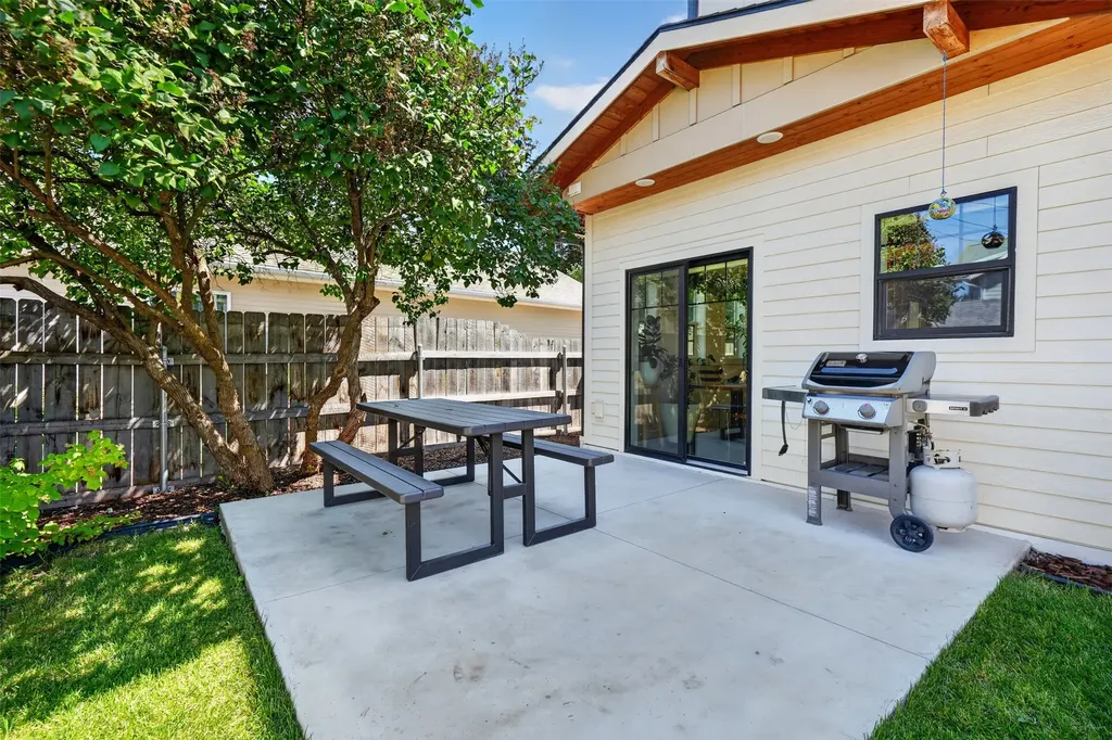 261 Burns Street Somers MT 59932