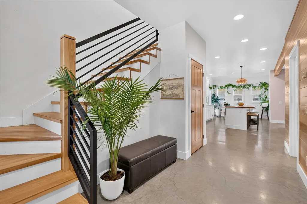 261 Burns Street Somers MT 59932