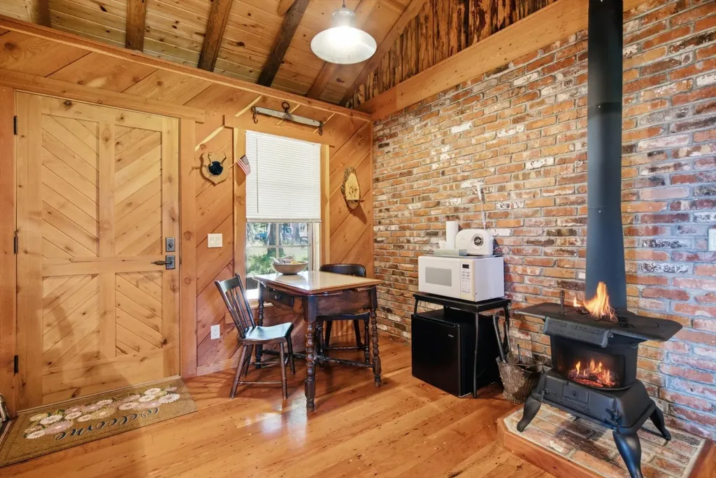 9050 Mt Highway 35 Bigfork MT 59911