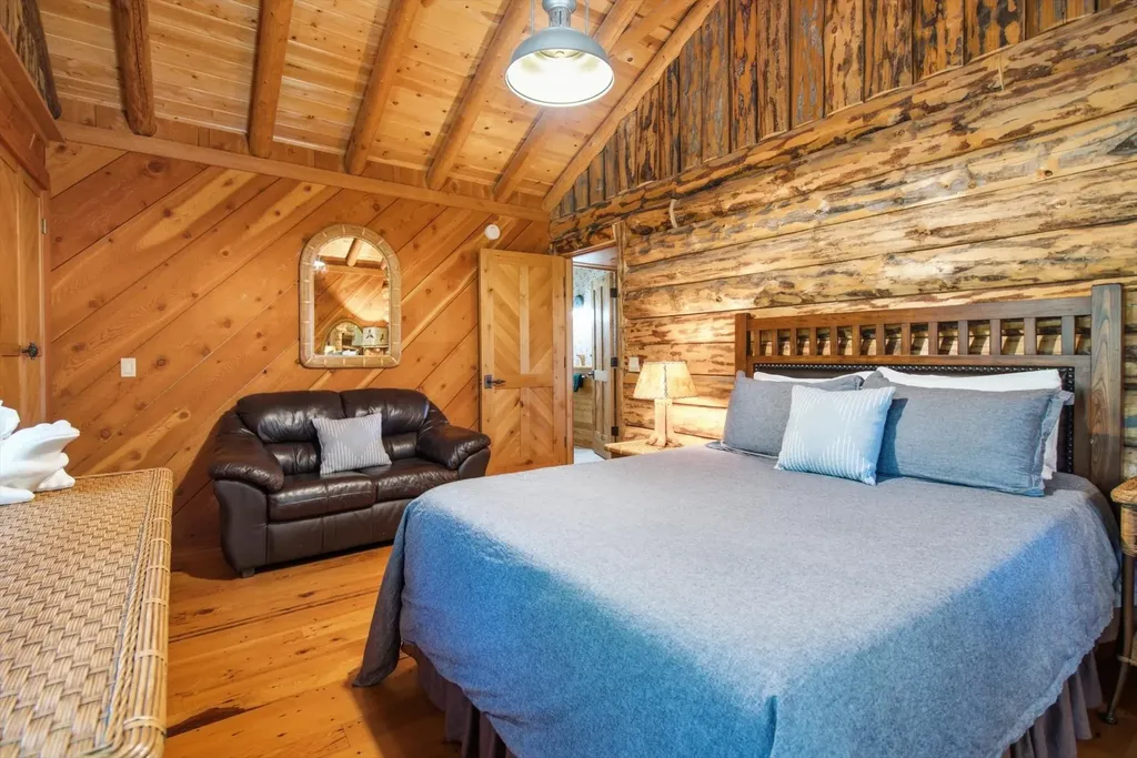 9050 Mt Highway 35 Bigfork MT 59911