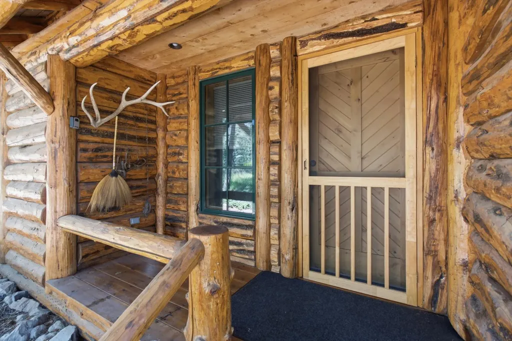 9050 Mt Highway 35 Bigfork MT 59911