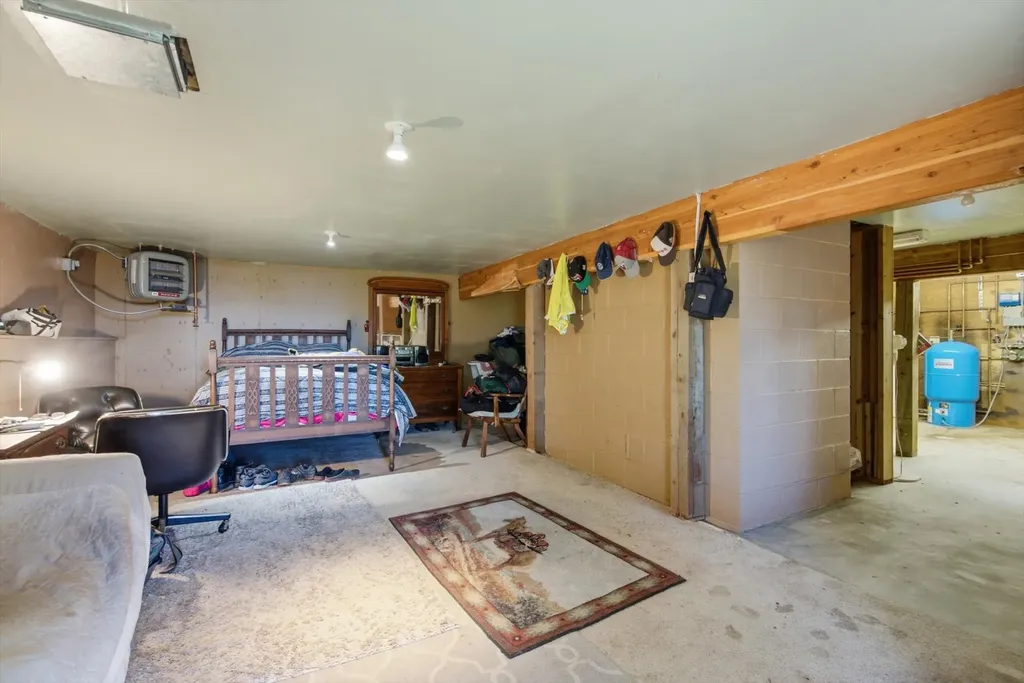 9050 Mt Highway 35 Bigfork MT 59911